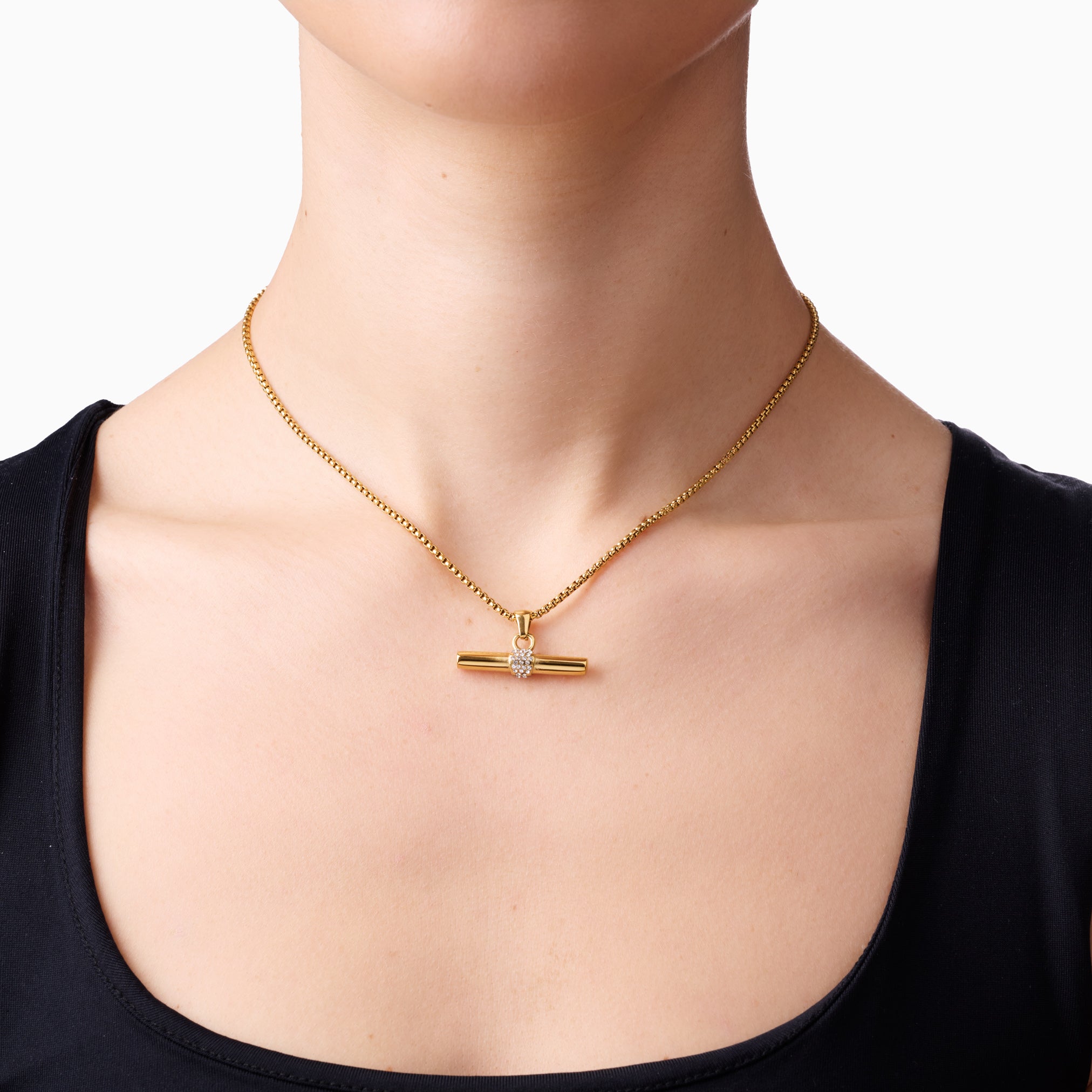 CRYSTAL T BAR NECKLACE